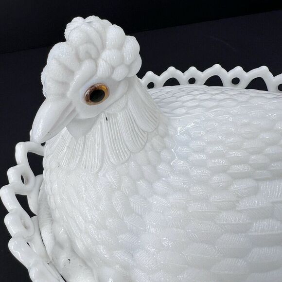 Antique White Milk Glass Large Nesting Chicken Hen Covered Dish - Picture 6 of 16